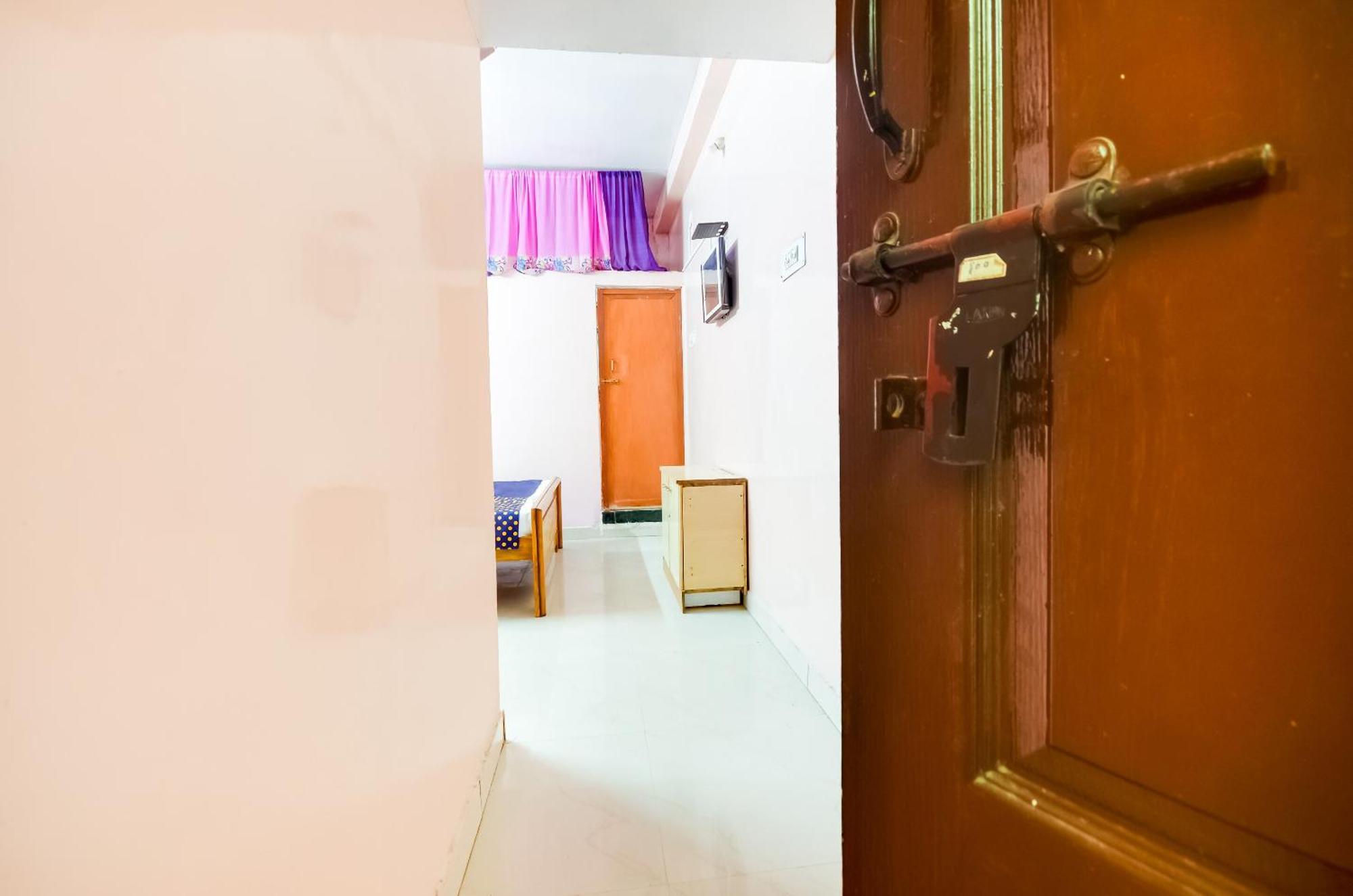 Hotel O Sri Murugan Lodge Coimbatore Extérieur photo