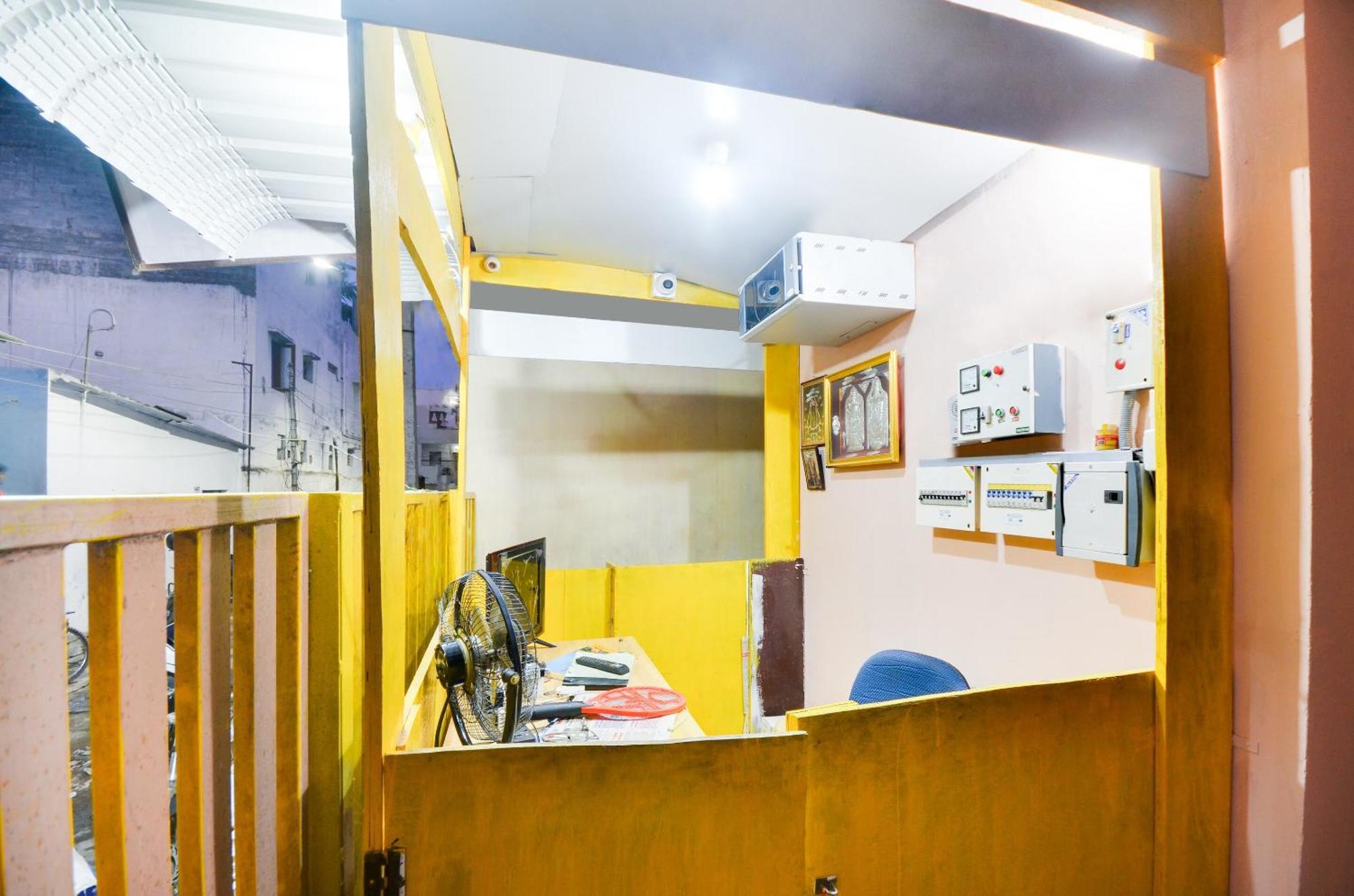 Hotel O Sri Murugan Lodge Coimbatore Extérieur photo